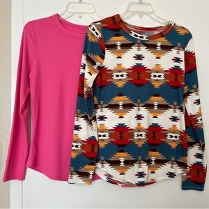 (Set of 2) No Boundaries stretchy long sleeve